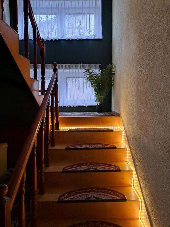 Pokoje Goscinne U Grazynki Nowy Sącz Buitenkant foto